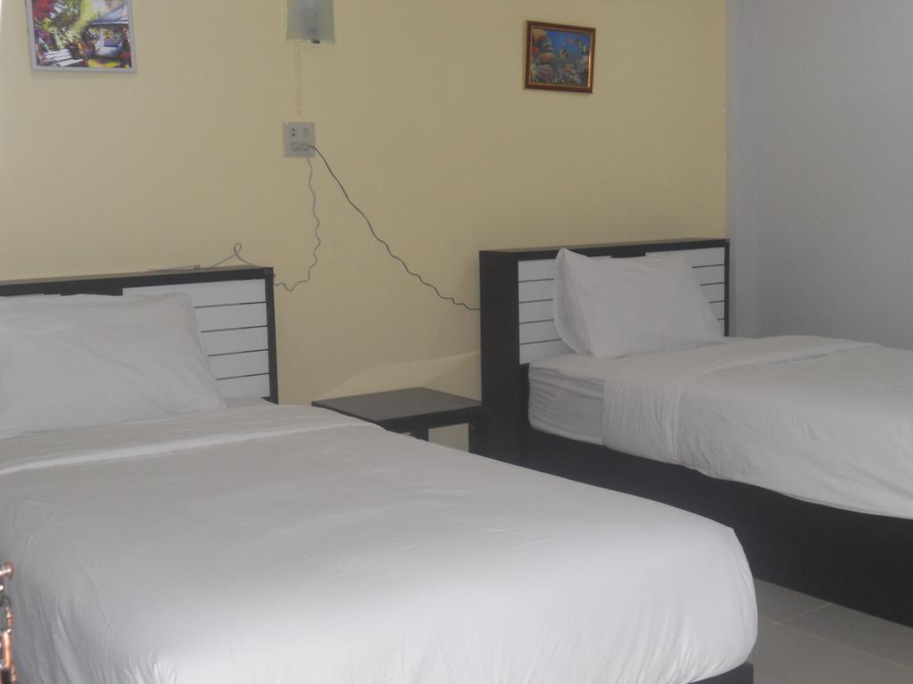 Werot Resort Mae Sot Buitenkant foto